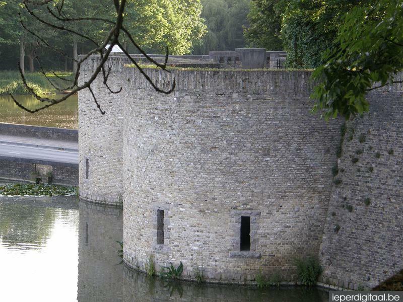 Discover Ieper Eksteriør bilde